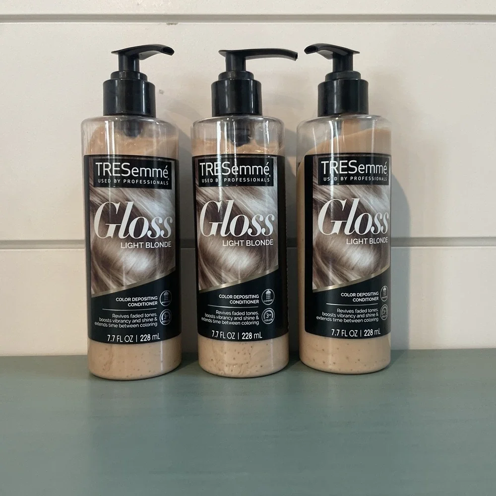Tresemme GLOSS Color Depositing Conditioner Light Blonde‎ 7.7oz Pump (3 pack)